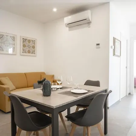 Ari - Giglio Marino Apartment *